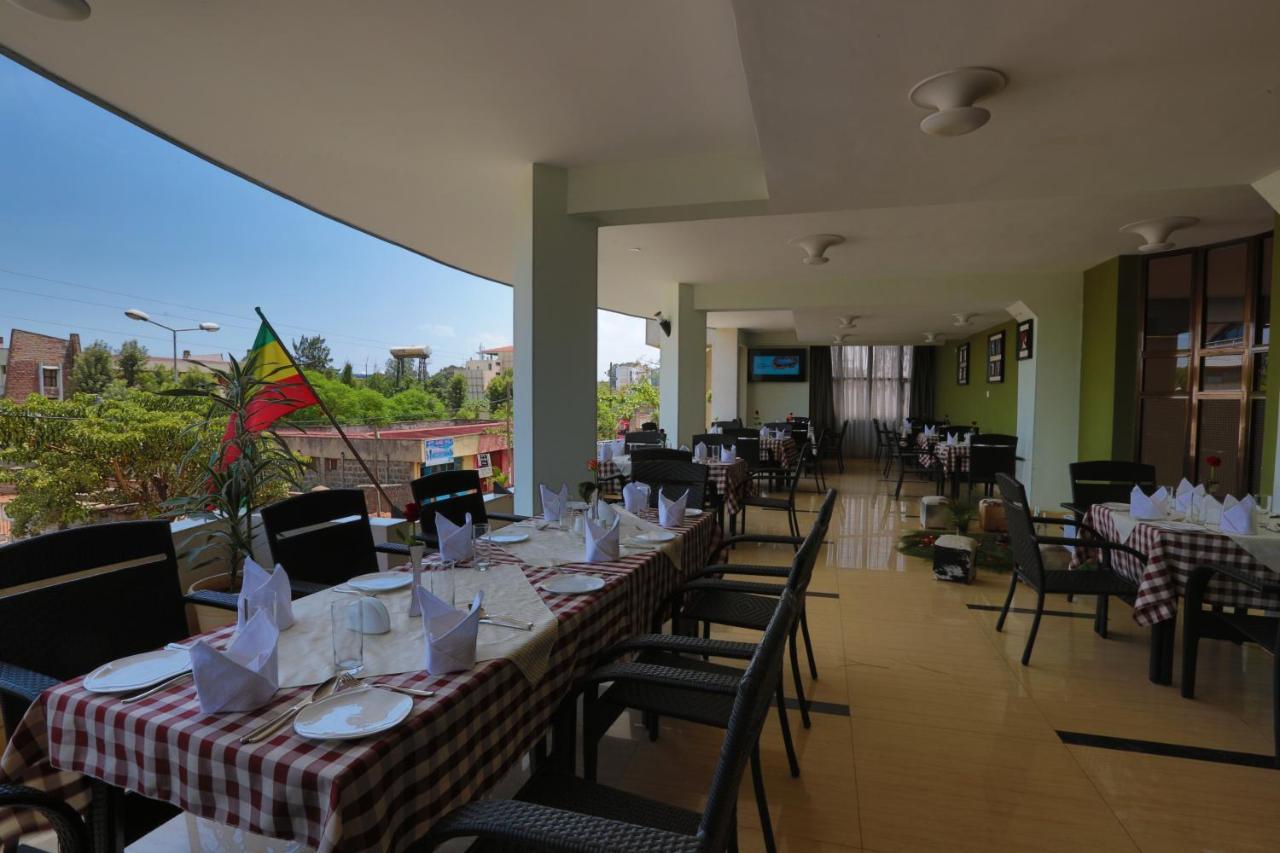 Rahnile Hotel Bahir Dar Exterior foto