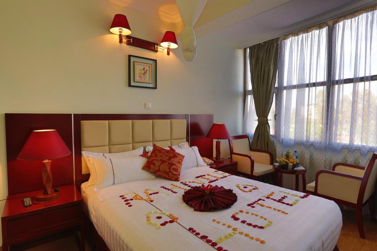 Rahnile Hotel Bahir Dar Exterior foto
