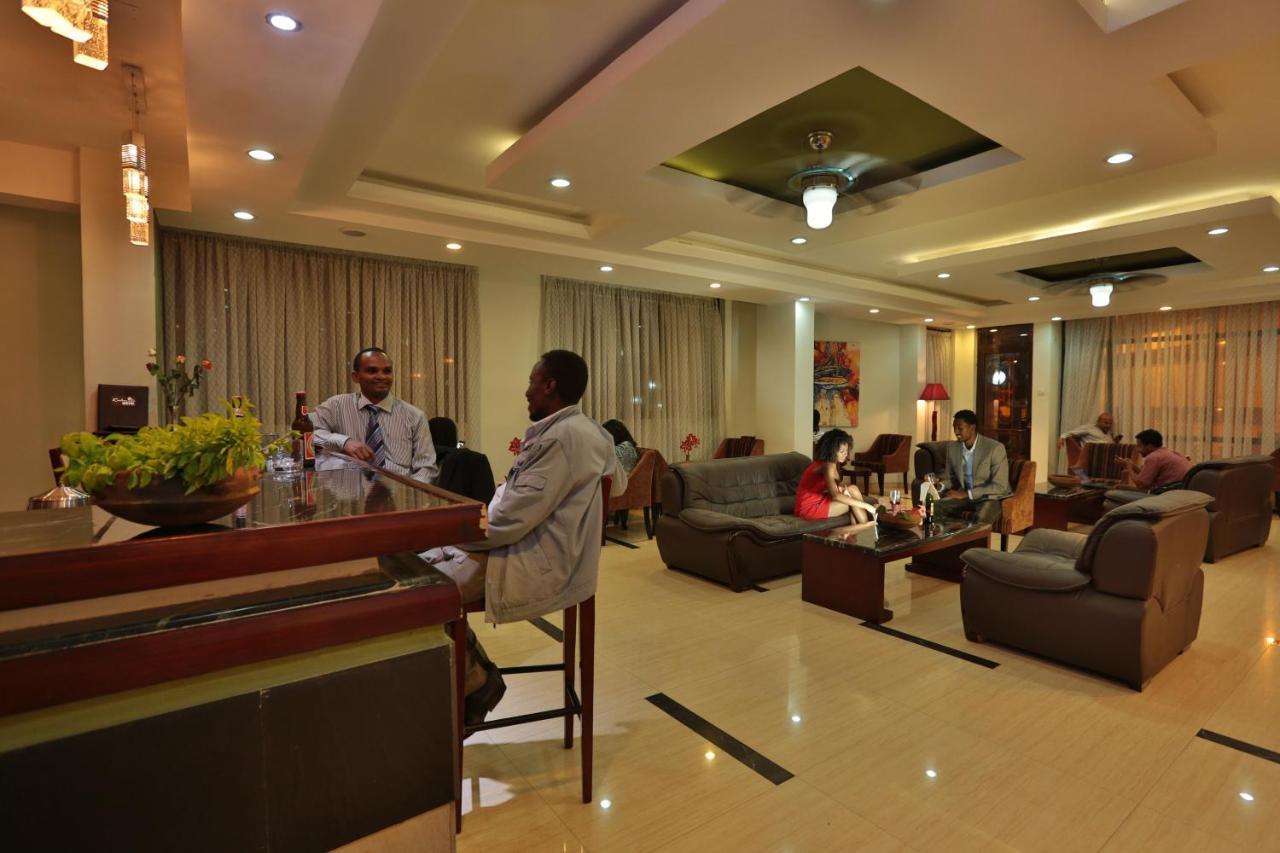 Rahnile Hotel Bahir Dar Exterior foto