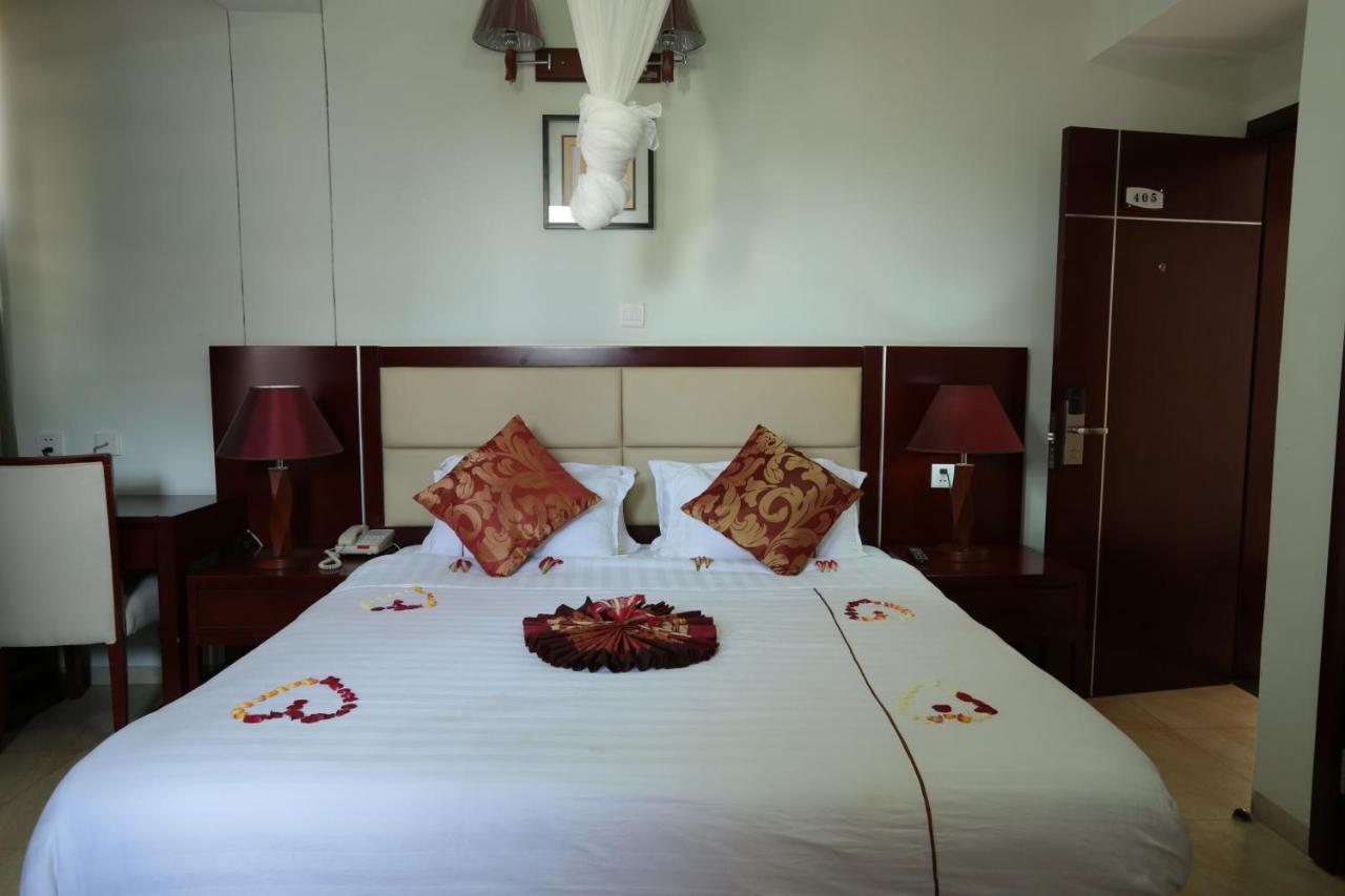 Rahnile Hotel Bahir Dar Exterior foto