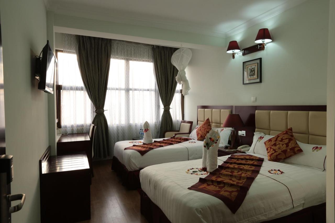 Rahnile Hotel Bahir Dar Exterior foto